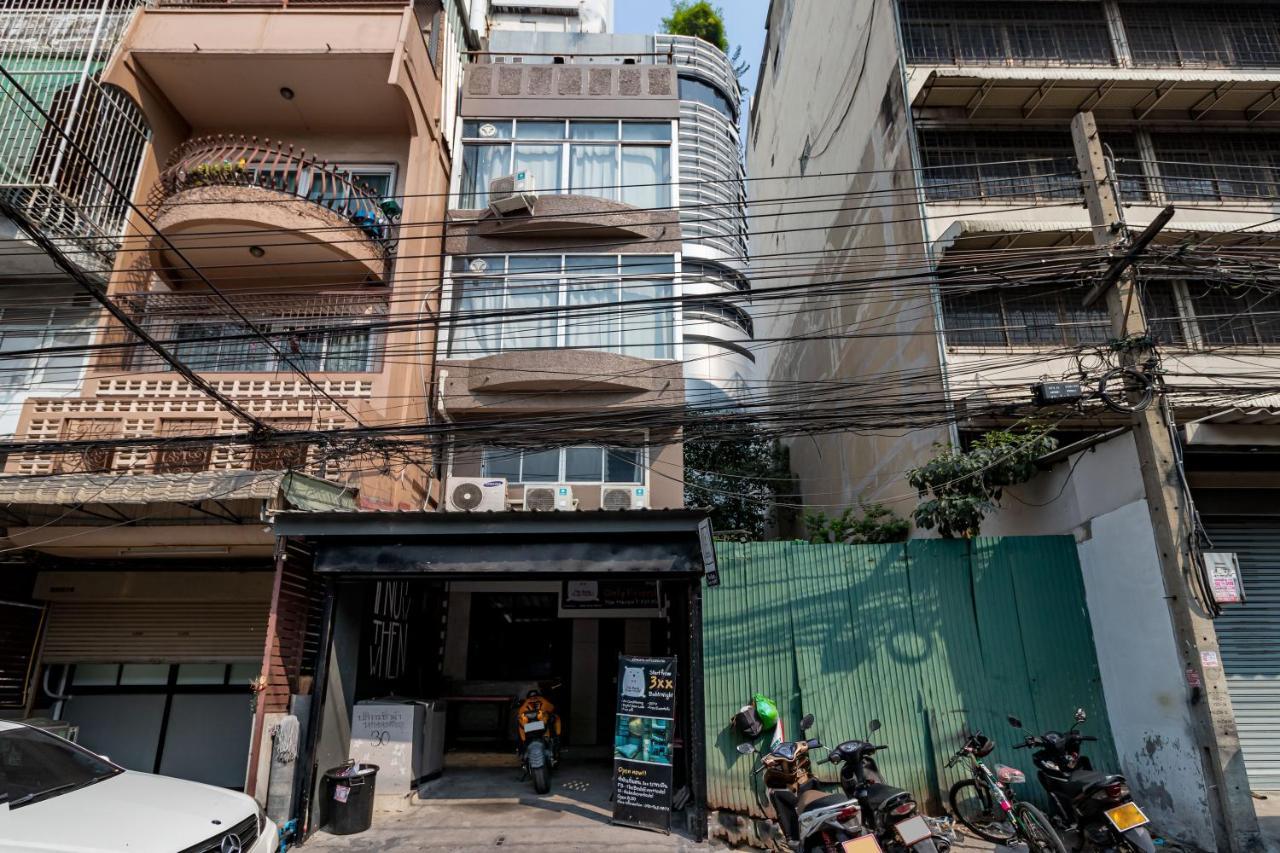 The Beds Ever Hostel (Adults Only) กรุงเทพมหานคร ภายนอก รูปภาพ