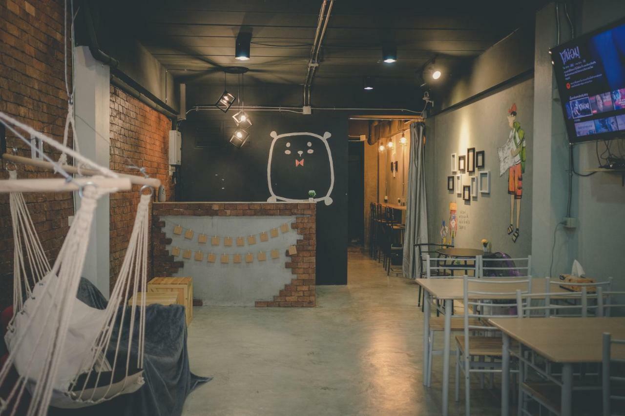 The Beds Ever Hostel (Adults Only) กรุงเทพมหานคร ภายนอก รูปภาพ